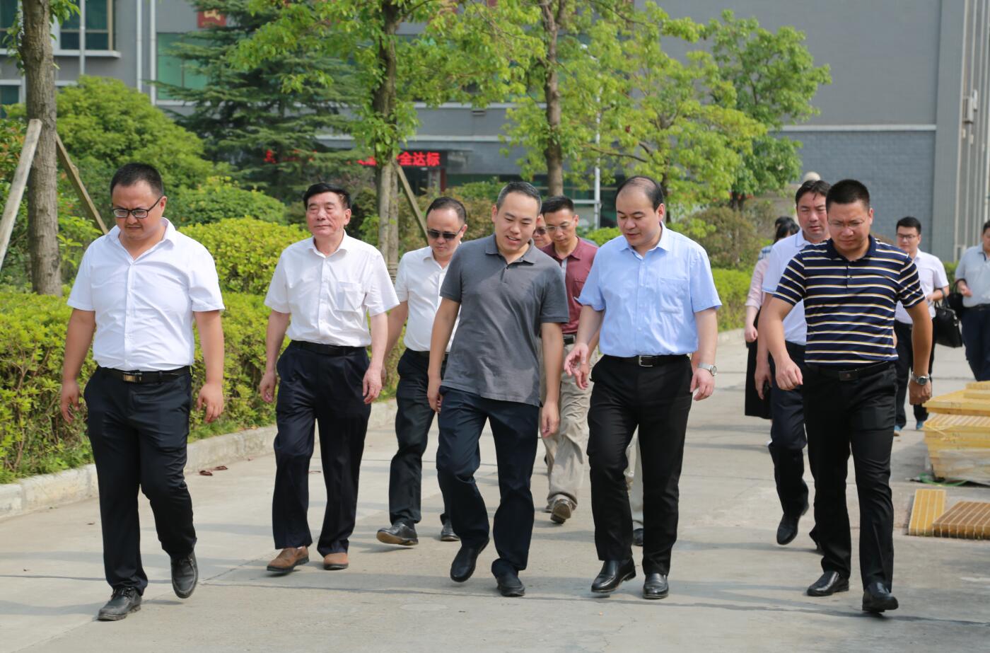 2018年7月，市委常委副市長朱健一行蒞臨公司指導.JPG